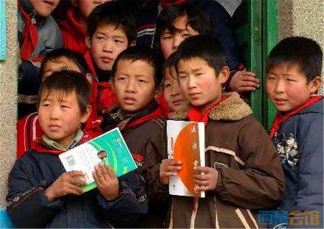 计划生育时偷偷摸摸都要生，如今二胎为何不敢生