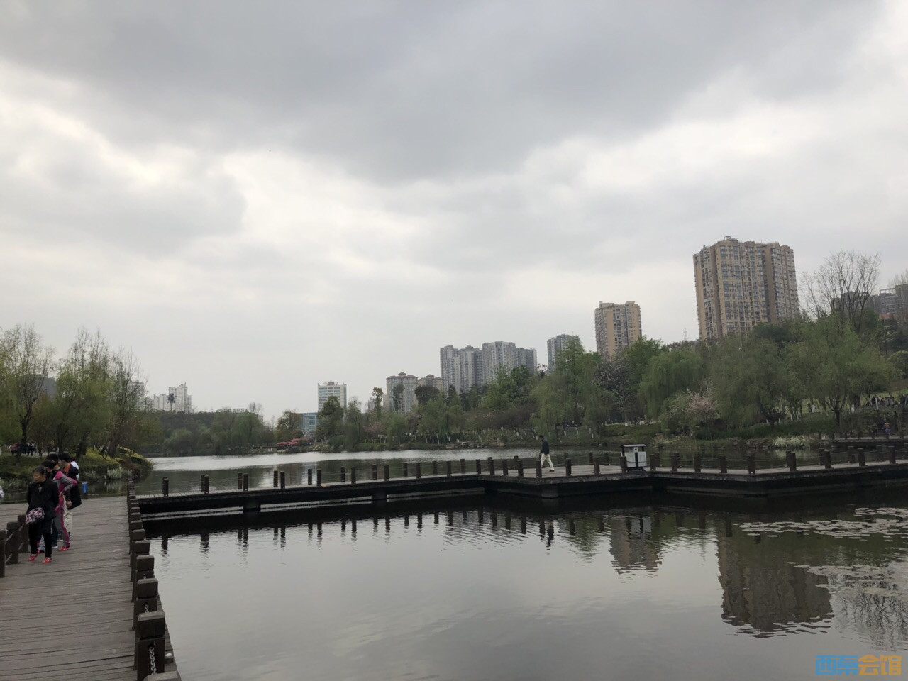自贡南湖公园