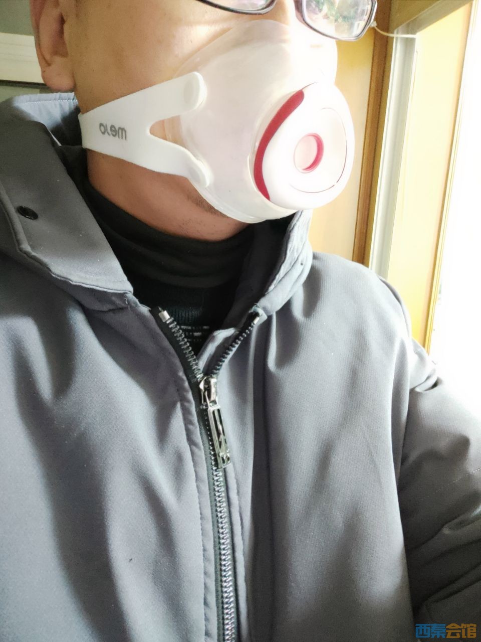 口罩收到了,试了试除了带着不好看像个猪嘴样,别的