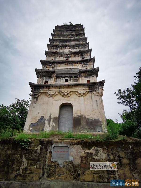 不仅是佛塔,文峰塔,更是自贡地区的历史文化地标性建筑之一