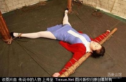 书记好咬奶头+唱红歌这一口,<em>江姐</em>就要玩SM!?