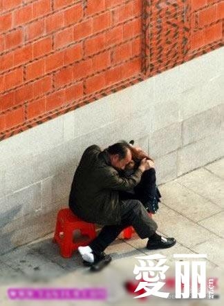 <em>擦皮鞋的女人</em>搞色情服务(多图)-西秦会馆 - 自贡