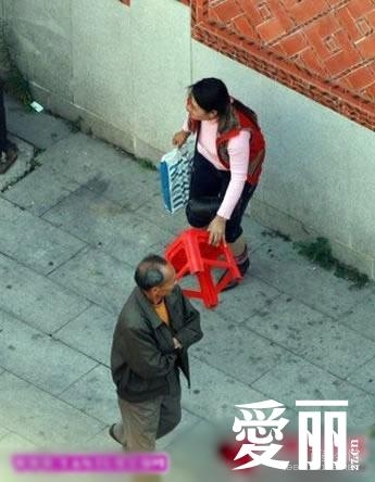 <em>擦皮鞋的女人</em>搞色情服务(多图)-西秦会馆 - 自贡