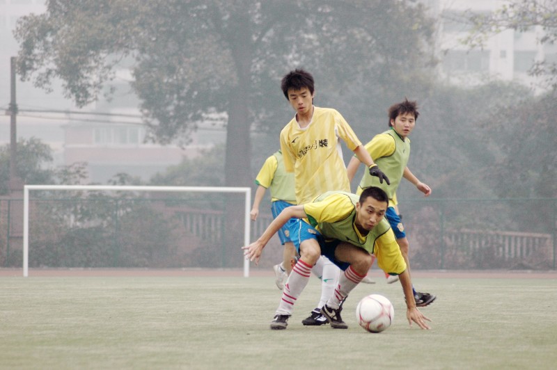 1月19、20日锐克·阿郎饼市杯足球赛比赛精