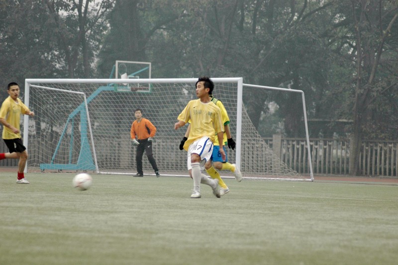 1月19、20日锐克·阿郎饼市杯足球赛比赛精