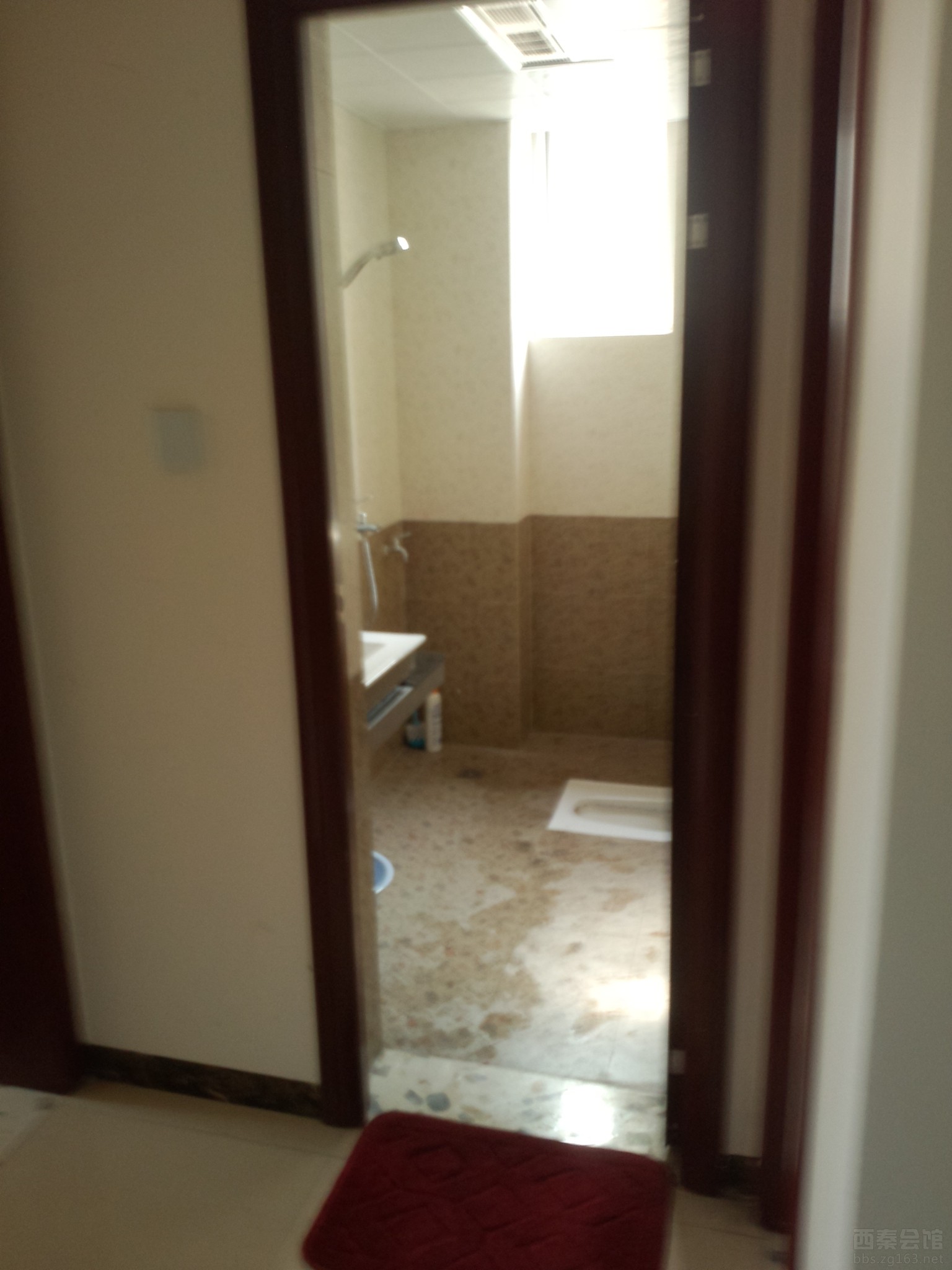 094422x175aak935iqa5al.jpg