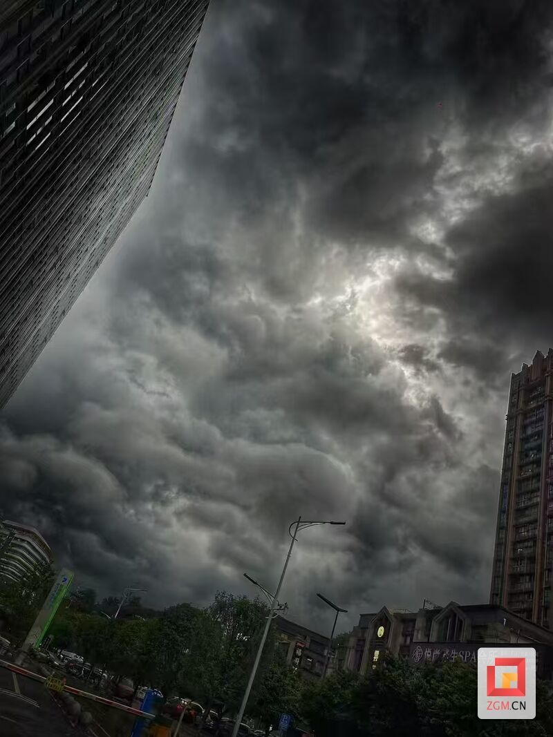 20250723222933front2_0_1552271_Fj3w6E8oP_2d-SzTg3CwGg30CAdV.jpg