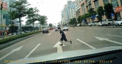 20250910081204front2_0_1552271_FnkY4X69_sHa4glVcGrmnhBkCVni.gif
