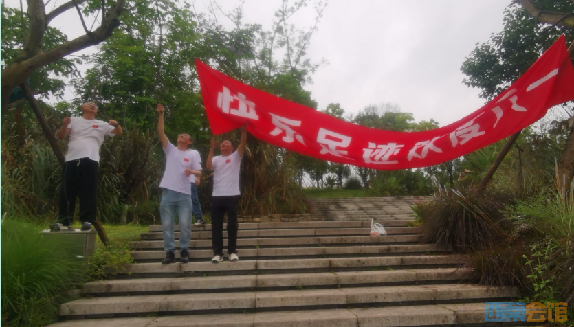 9eacac63-2adf-4dc2-8915-1cba0c278ae0.png