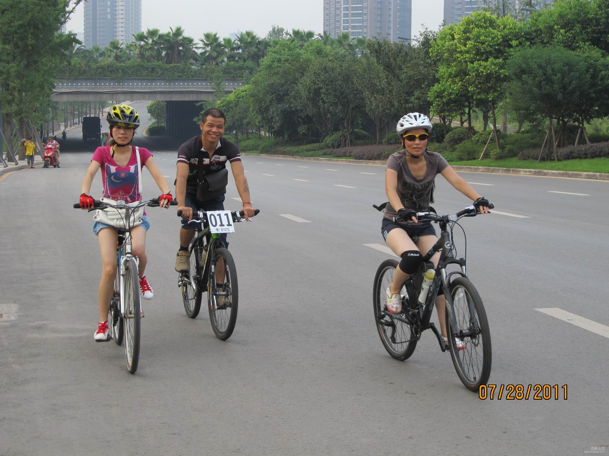 1223_396914_b2c956bfde1f9b8.jpg