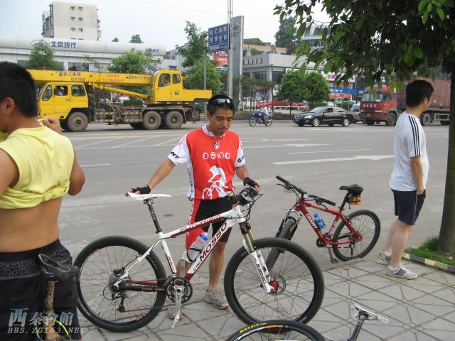 闪电自行车官网电话 20100714_be32e6f7bee2aa2dcd1dJXsToVDPMY9S.jpg
